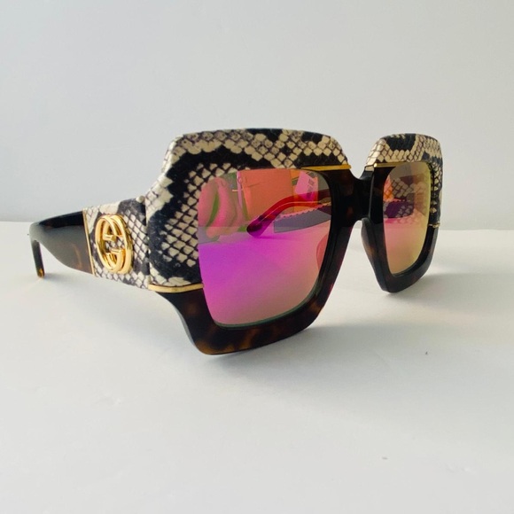 New Authentic- Gucci pink GG0484s 006 Oversized Square Sunglasses - Picture 4 of 16